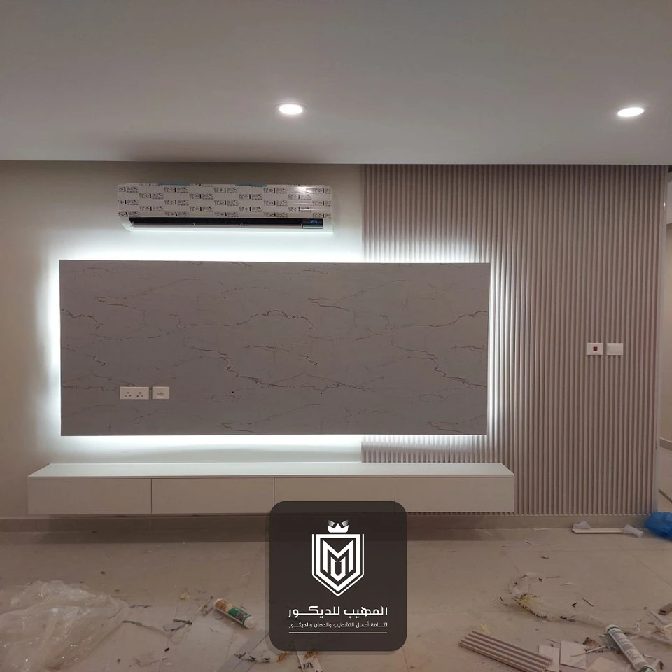 ديكورات حائط التلفاز الرياض